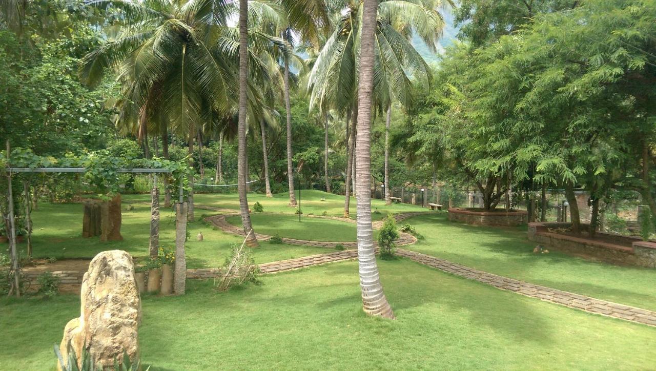 Mango Village Farm House Nelliyampathy Exterior photo
